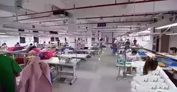 大型服裝工廠動遷 卡美尼雙面羊絨大衣,阿爾巴卡羊駝絨,男茄克倉庫大展銷 進(jìn)店免費領(lǐng)圍巾